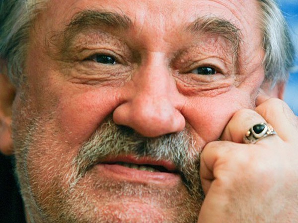 Богдан Ступка