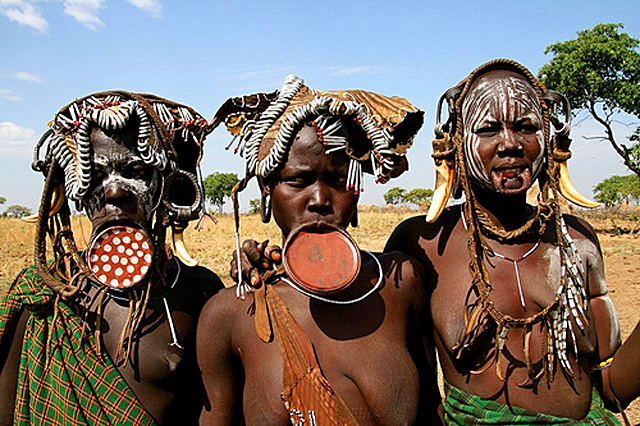 Племена, де може пожити турист: Плем'я Сурі (Ефіопія)