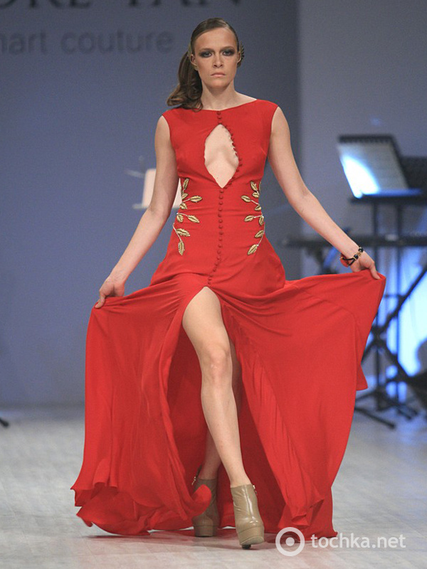 Показ ANDRE TAN