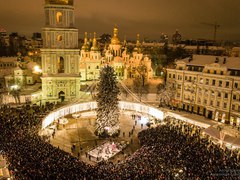 Як виглядає головна ялинка країни з висоти пташиного польоту