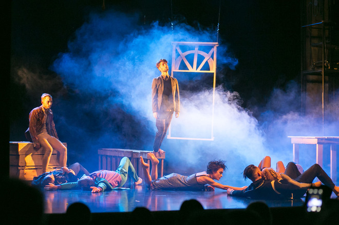 Почему стоит посетить танцдраму "Три сестры" от театра "Мизантроп"?