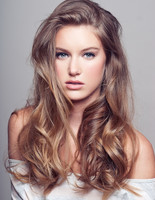 10 ідеальних зачісок для побачення