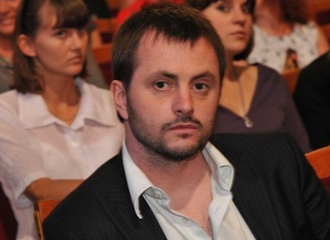 Максим Бахматов потеребит сознание женщин