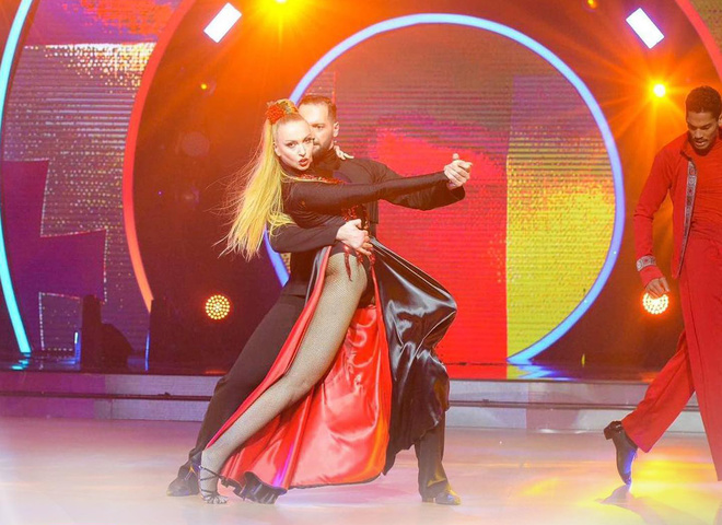 Оля Полякова