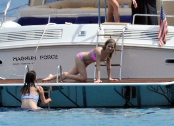 Авріл Лавін 