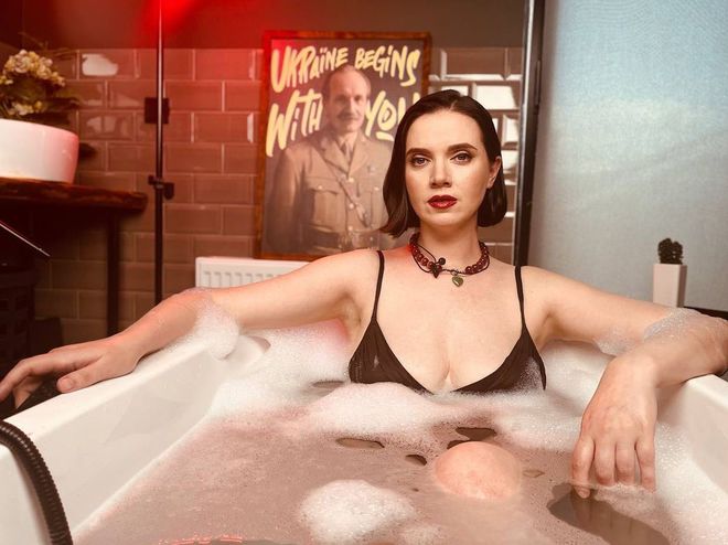 Янина Соколова