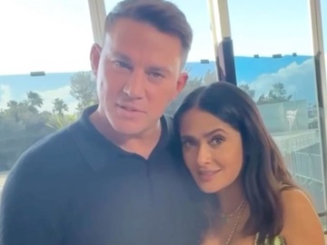 Гаєк показала Тейтума з голим торсом на фото зі зйомок «Супер Майка»