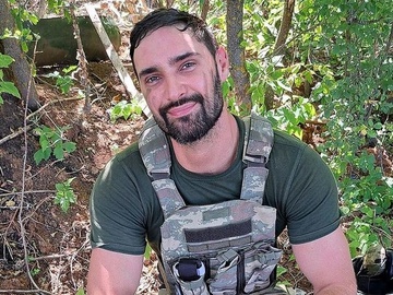 Бойова посвята: Віталій Козловський показав, як уперше стріляв із артилерії