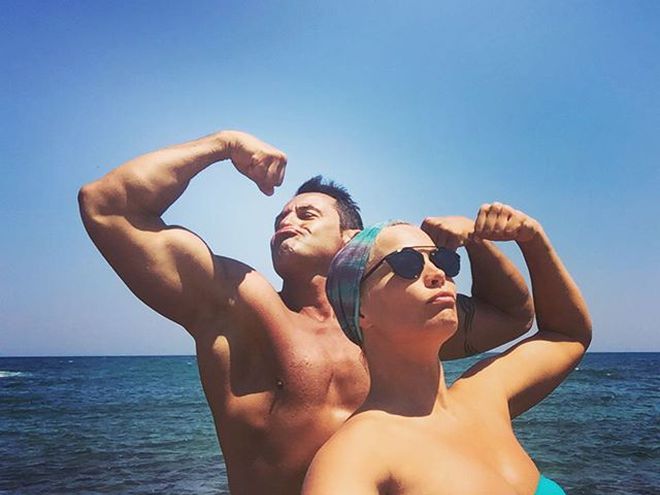 жена Костюшкина