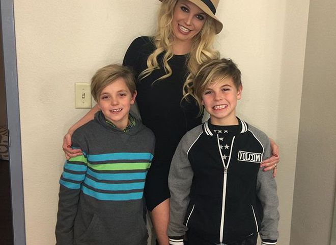 Бритни Спирс