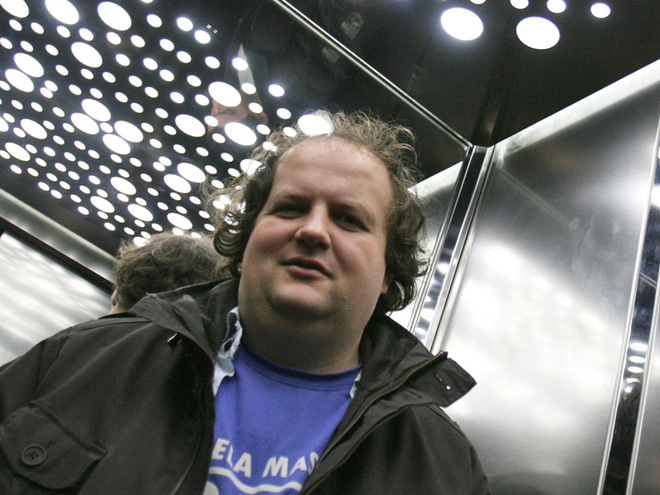 группа Тик, Виктор Бронюк