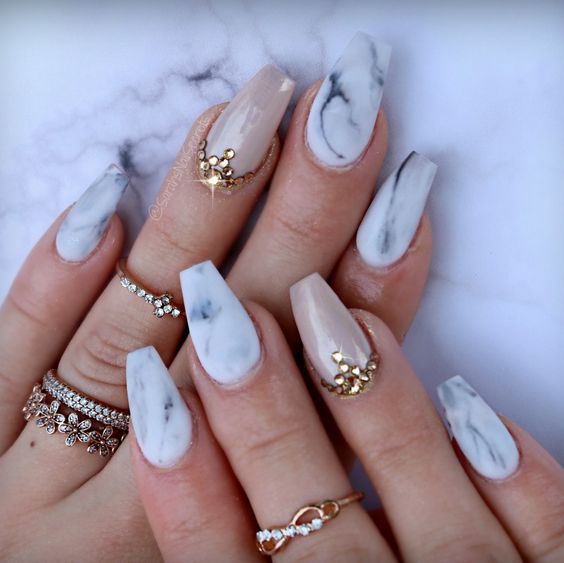 Маникюр на длинные ногти: 4 стильных варианта nail art