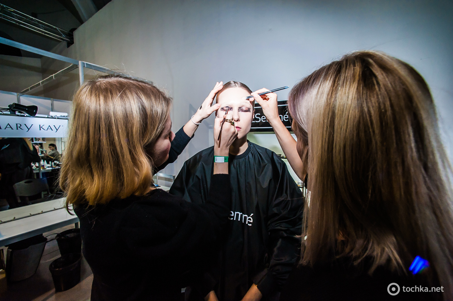 Backstage первого дня UFW FW20/21
