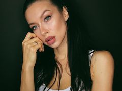 Поліна Логунова