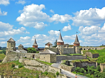 Кам'янець-Подільський, визначні пам'ятки: Старий замок