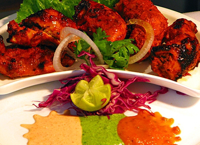 10 блюд, которые вы обязаны попробовать в Индии: Цыплята тандури