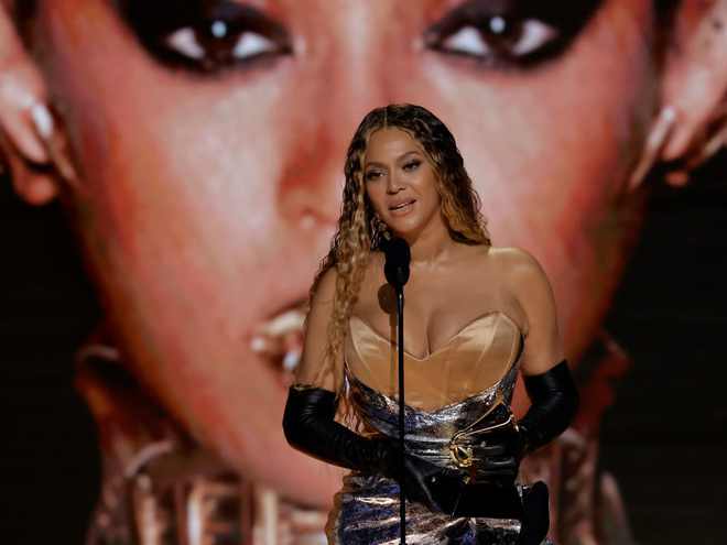 Бейонсе постане перед судом через несплату податків