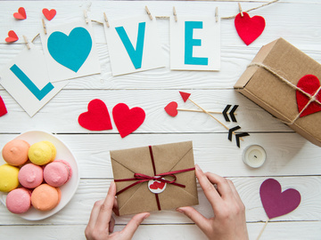 День святого Валентина 2018: что подарить любимому?