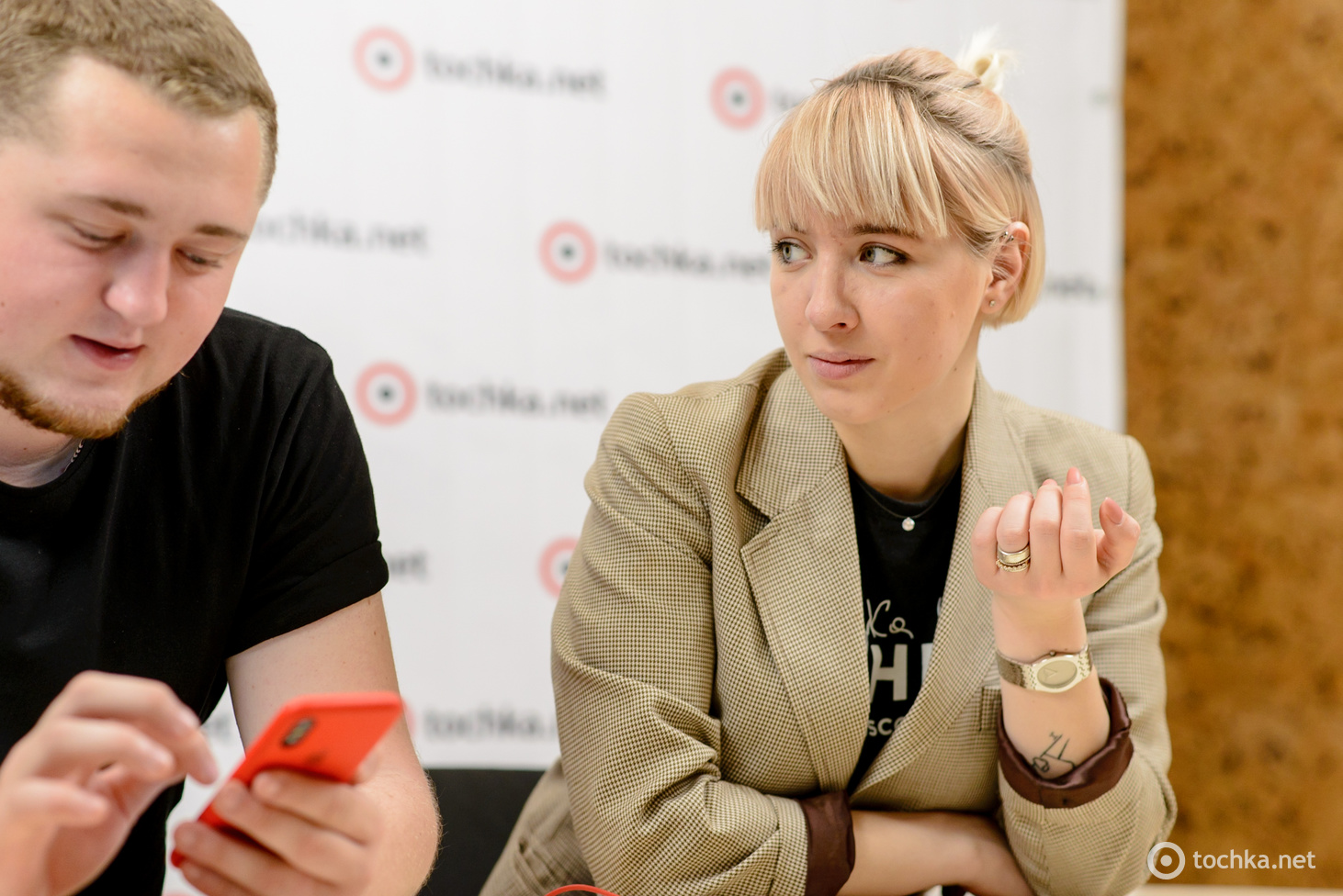 Победители проекта "Подиум" дуэт Середа в гостях tochka.net