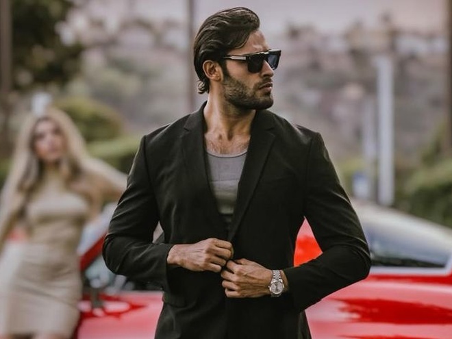 Асгарі вперше після розлучення зі Спірс запостив фото з новою дівчиною