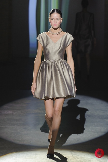 показ Elena REVA