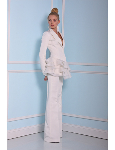 Весільний костюм