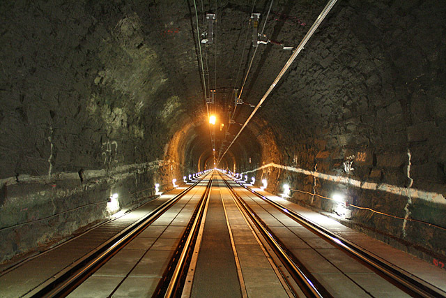 Самые длинные автомобильные туннели мира: Арльбергский тоннель, Австрия