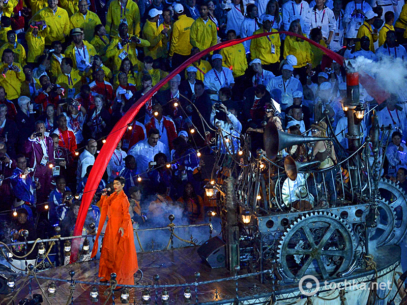 Выступление Рианны