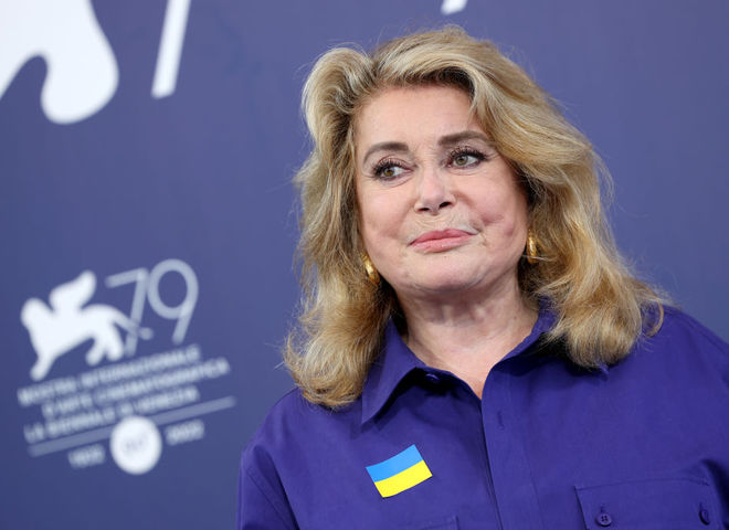 Катрин Денев