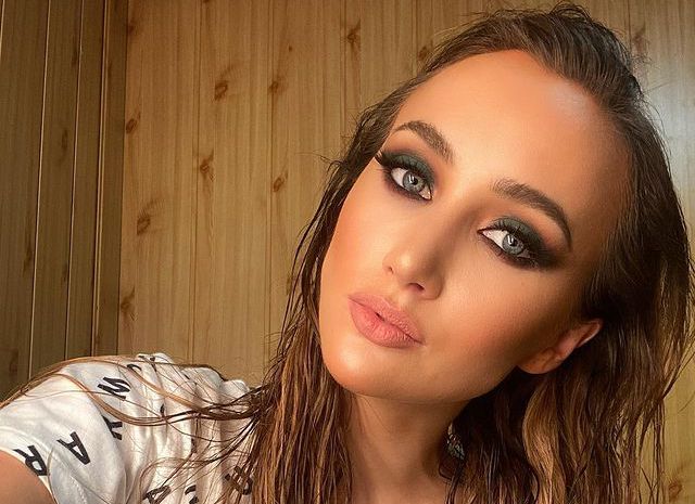 Анна Ризатдинова