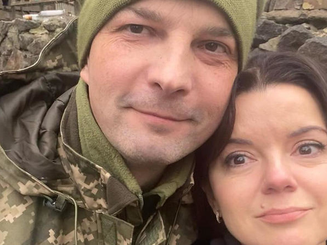 Марічка Падалко показала, як вони із чоловіком-військовим змінилися за 19 років