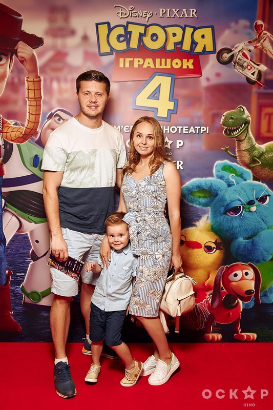 В Киеве прошла премьера фильма "История игрушек-4"