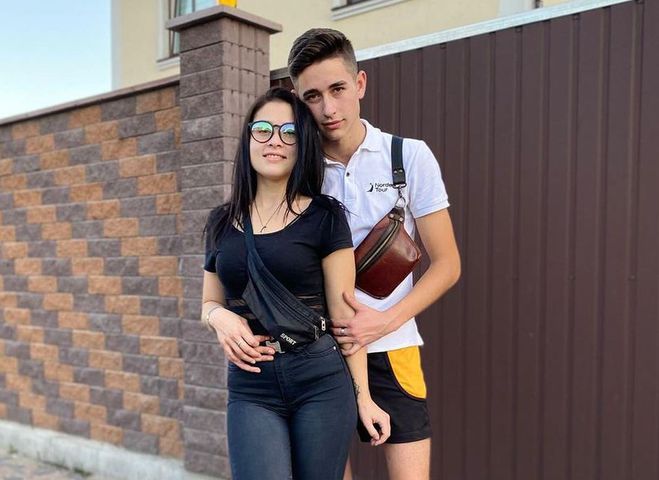 Роман Сасанчин з коханою Іванною
