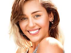 Майли Сайрус в сериале Вуди Аллена