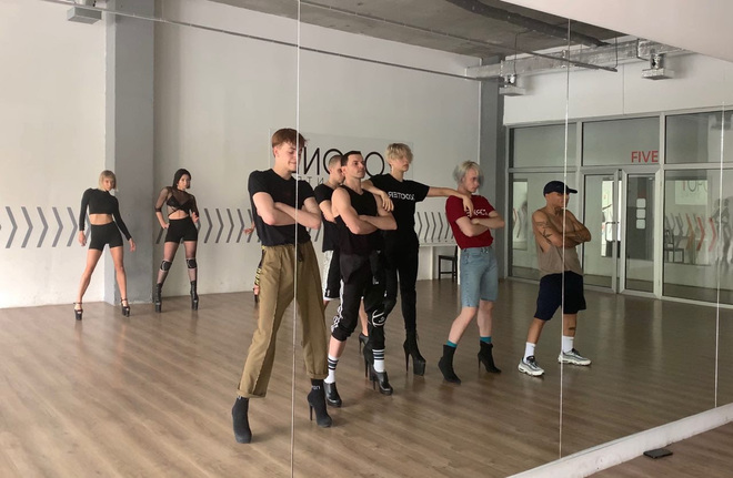 MARUV анонсировала воссоединение группы KAZAKY