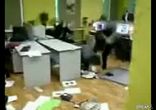 Офисный крушитель!(Тепе рь со звуком!)
