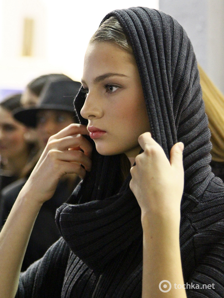 Бэкстейдж второго дня UFW: ANNETTE GORTZ