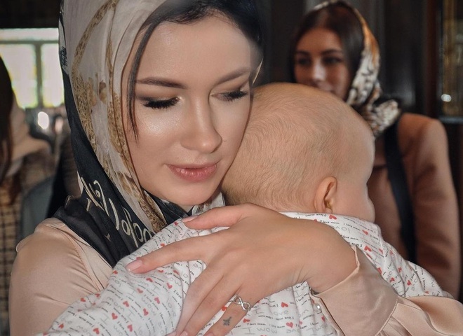 Анастасія Приходько з сином