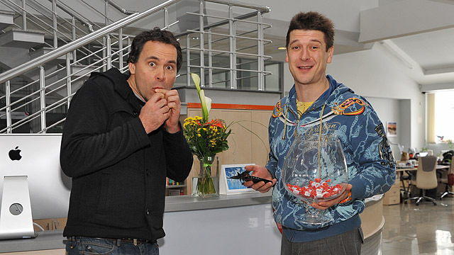 Два товарища