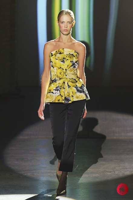 показ Elena REVA