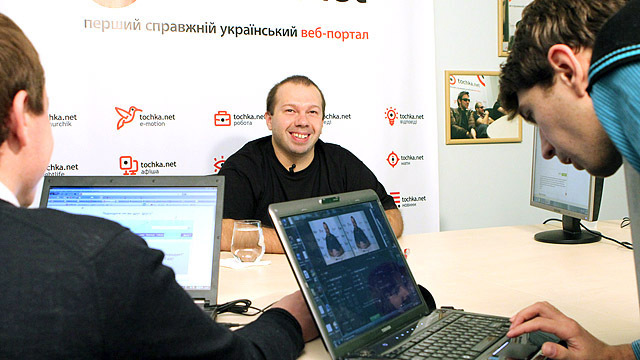 Денис Олейников