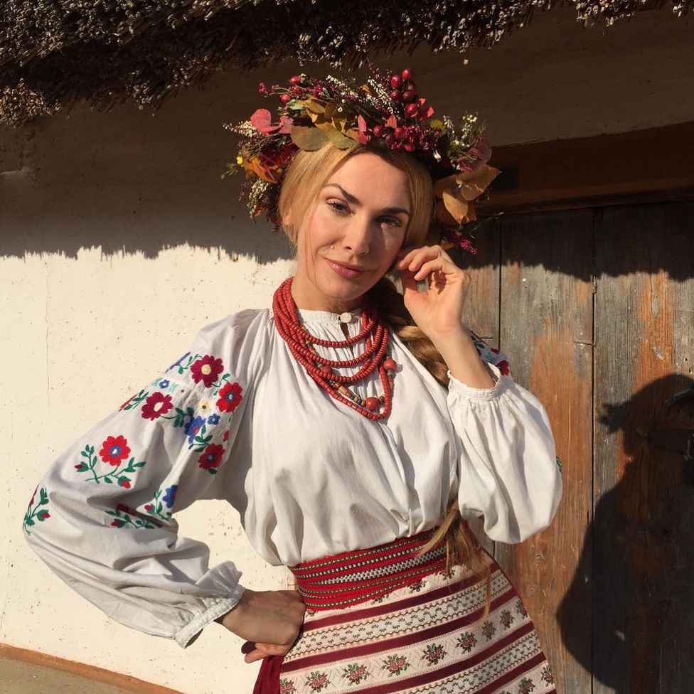 Коллекция вышиванок Ольги Сумской