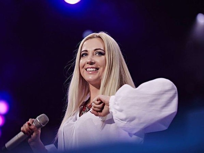 Тоня Матвієнко похвалилася подарунком на 42-річчя від українських прикордонників