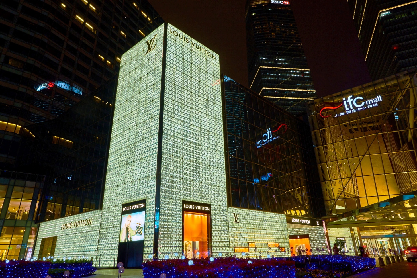 Інший Всесвіт очима популярного фотографа Андрія Саримсакова. Шанхай