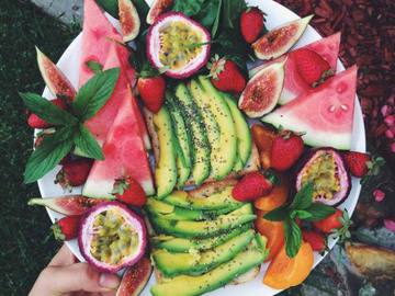 фрукти і ягоди