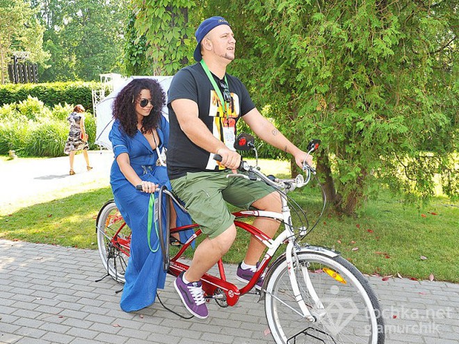 Потап і Настя пересіли на велосипед в Юрмалі
