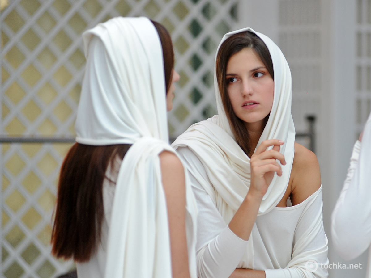 Бэкстейдж второго дня ОHFW