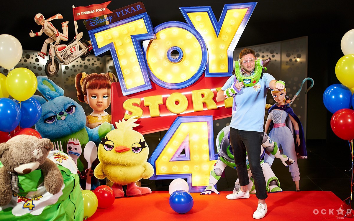 В Киеве прошла премьера фильма "История игрушек-4"