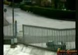 biker_vs_gate
